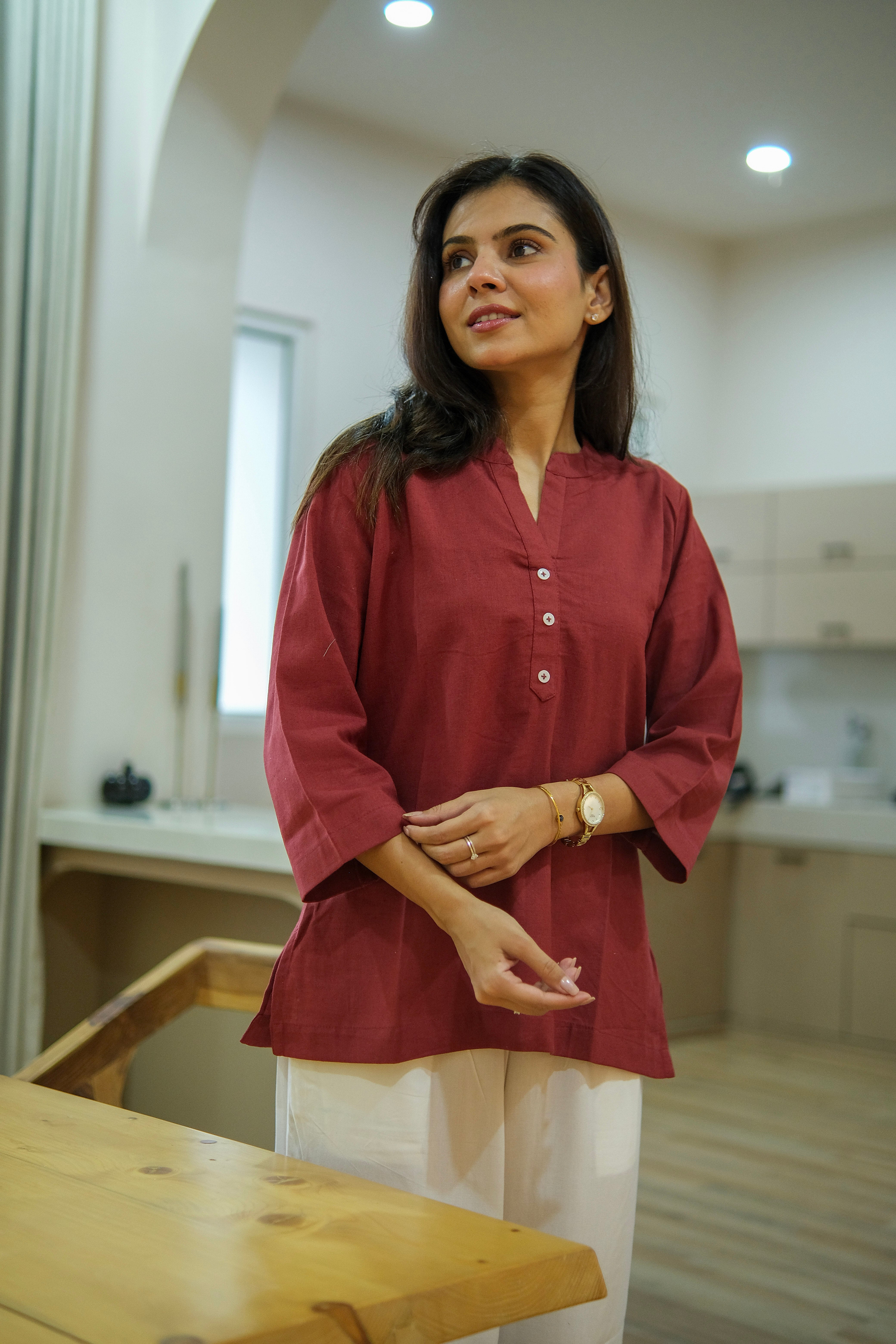 Women Airy Linen Short Kurta