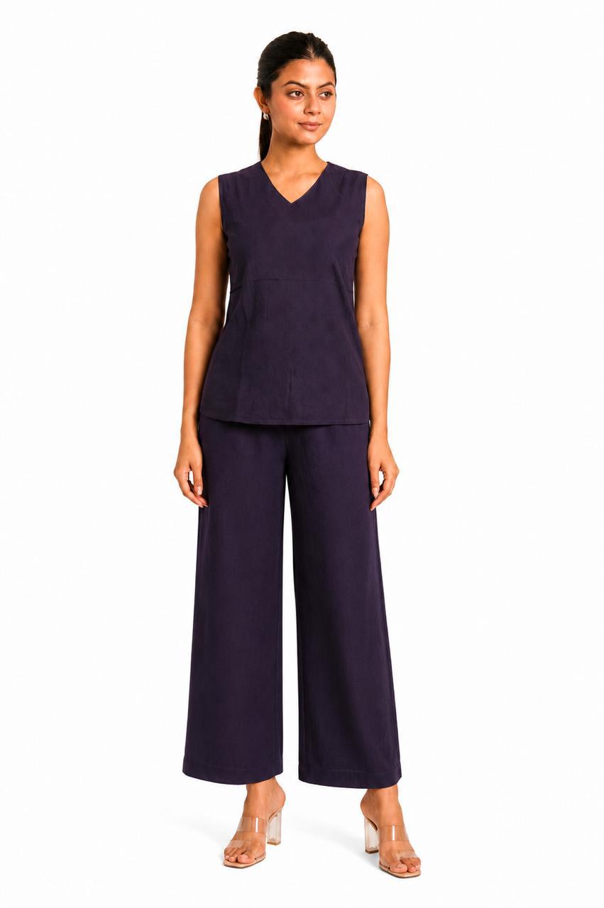 Women Viscose Sleeve Less Cord Set